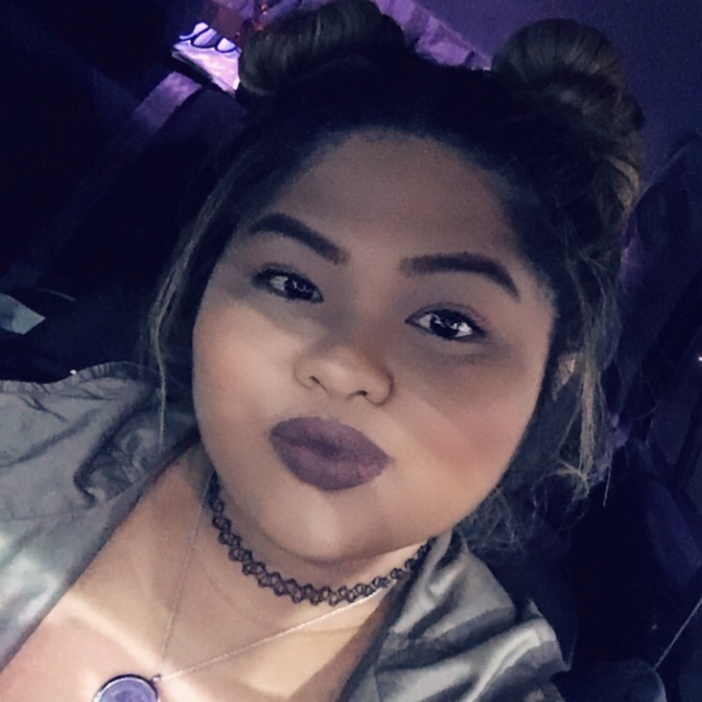 Meet your Posher, Isa